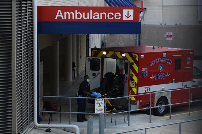 More states return to containment measures as virus sets new records