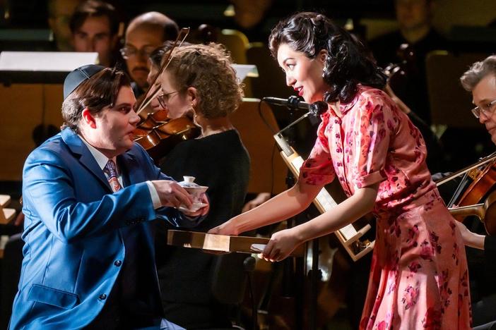Lina (Meigui Zhang) and Josef (Arnold Livingston Geis) dream of a better future together.