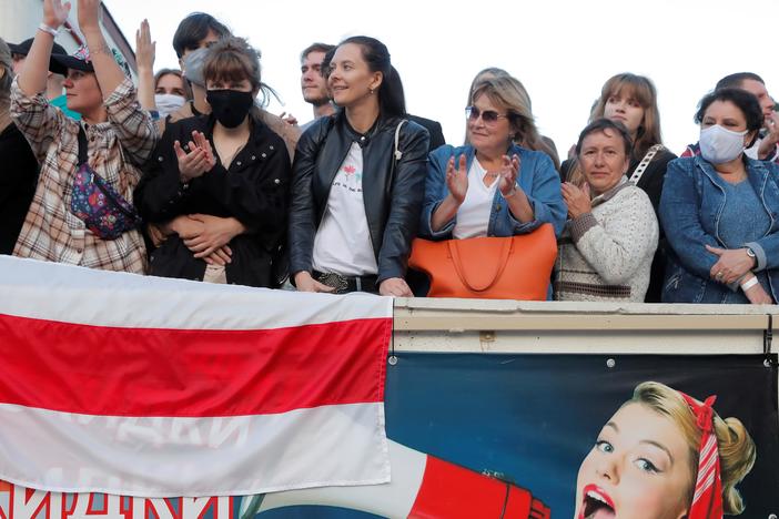 Tensions with Russia rise as Belarus heads to the polls