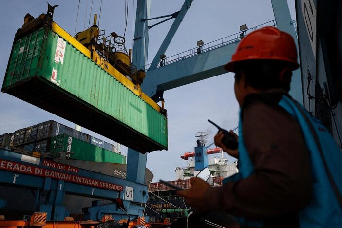 Economic forecasts show Trump's tariffs having major global impact