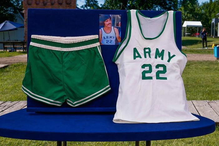 Appraisal: 1978 Pete Maravich-worn Movie Uniform