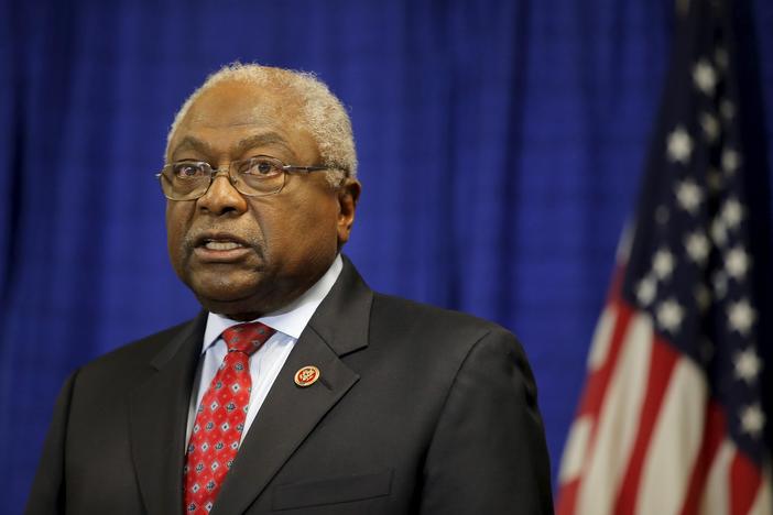Clyburn sees hope for bipartisanship on border security, infrastructure