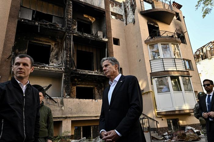 Secretary of State Blinken makes surprise visit to Ukraine as more U.S. aid announced