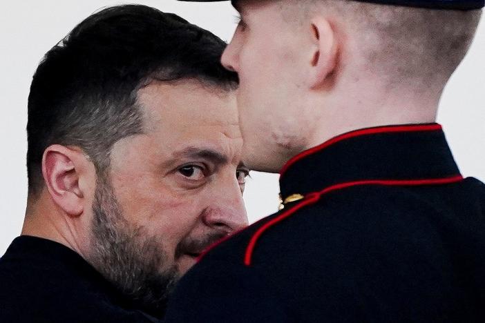 Former U.S. ambassador on Zelenskyy’s next moves after Oval Office blowout