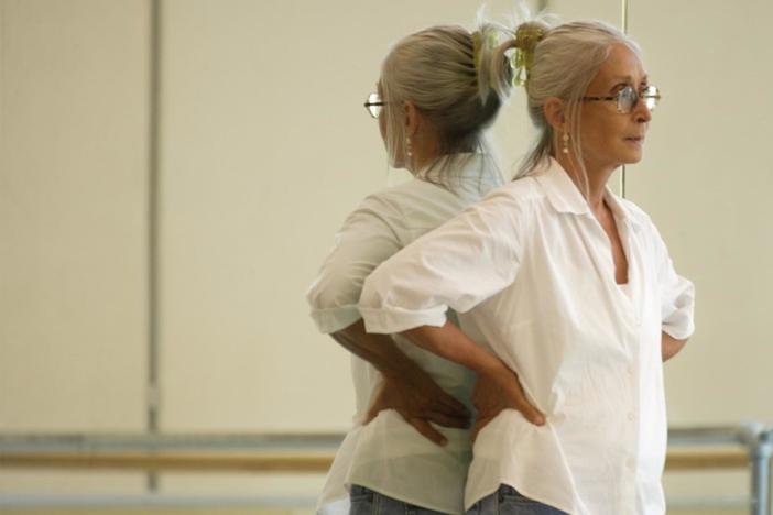 Explore the life of legendary dancer, director and choreographer Twyla Tharp.