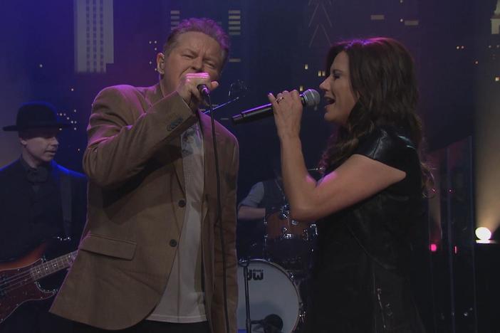 Don Henley is joined by Martina McBride for "That Old Flame"