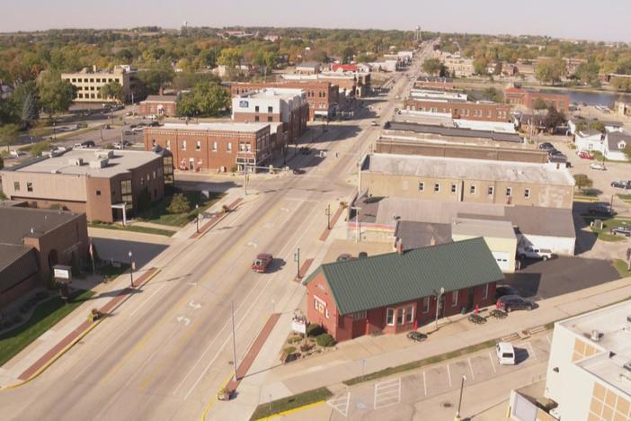 Ernst, Greenfield in dead heat for Iowa Senate seat