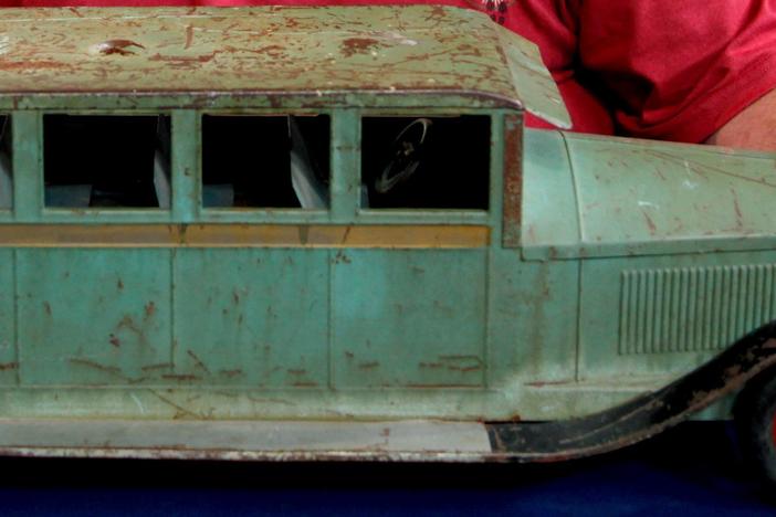 Turner Pressed Steel Toy Bus, ca.1926, from Washington, DC Hour 3