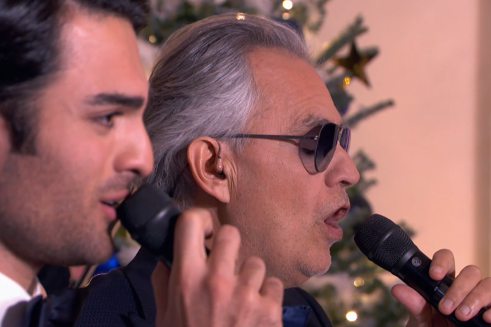 Andrea Bocelli & Matteo Bocelli sing "O’ Holy Night" at The White House.