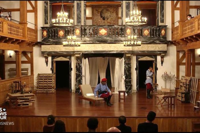 At this Virginia theater, the show -- and the masks -- must go on