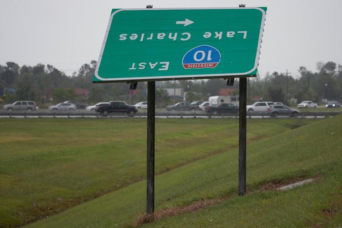 News Wrap: A strengthened Hurricane Delta threatens Louisiana