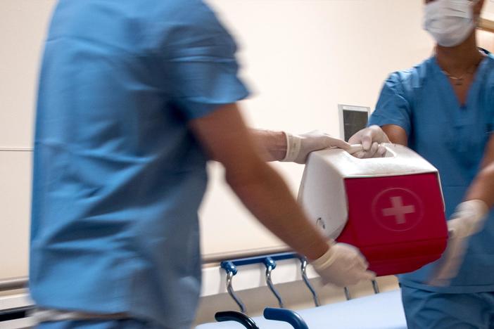 Witness organ transplants as they unfold, and meet patients awaiting lifesaving donations.