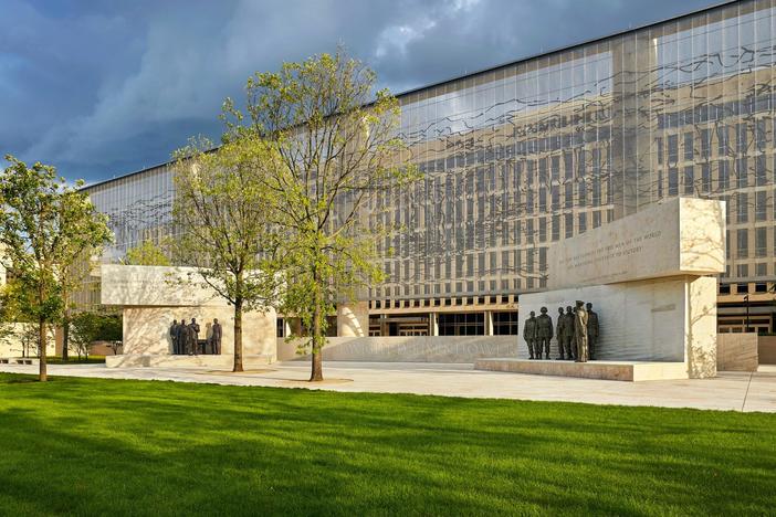 Gehry-designed Eisenhower Memorial unveiled after 20 years -- during a fraught moment