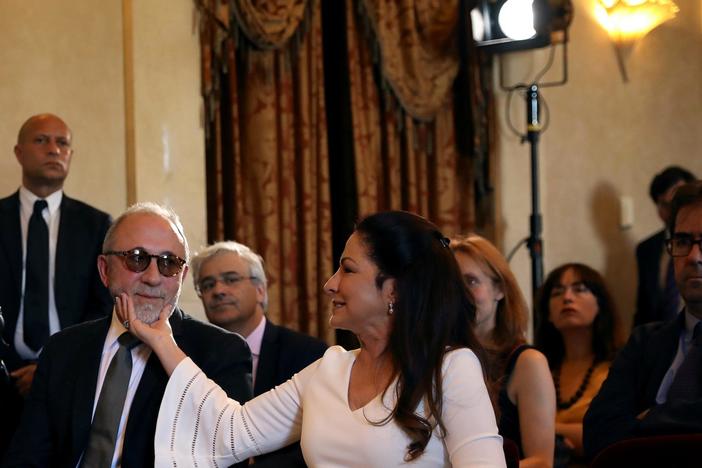 How music brought Gloria and Emilio Estefan together