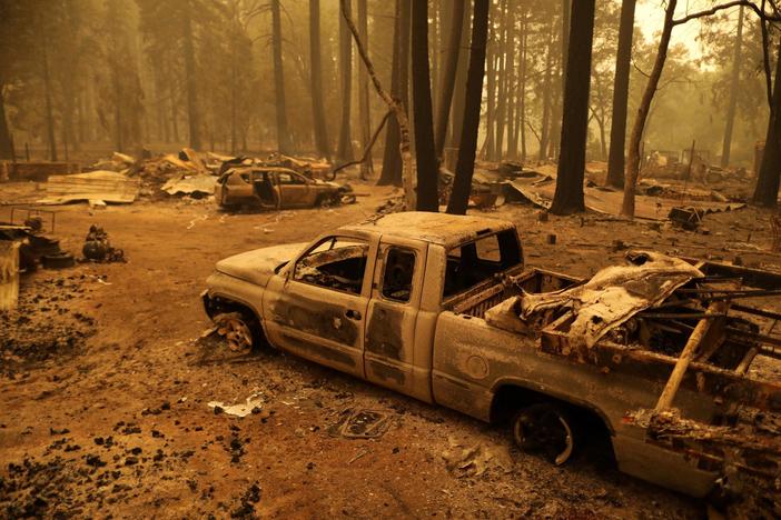 Uniquely challenging West U.S. wildfires usher in a 'new era of firefighting'