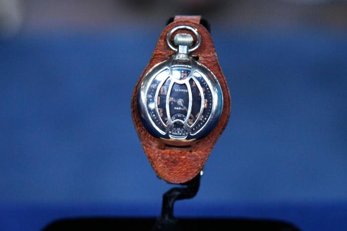 Appraisal: 1915 Ingersoll Military Wrist Watch & Box
