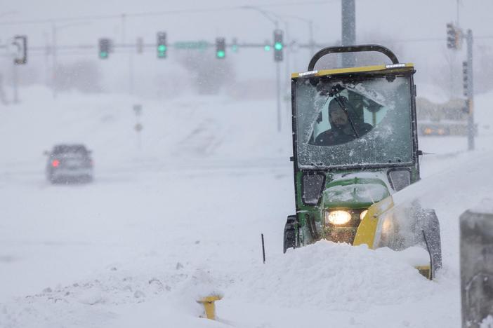 Arctic blast grips much of U.S. bringing brutal temperatures and dangerous wind chills