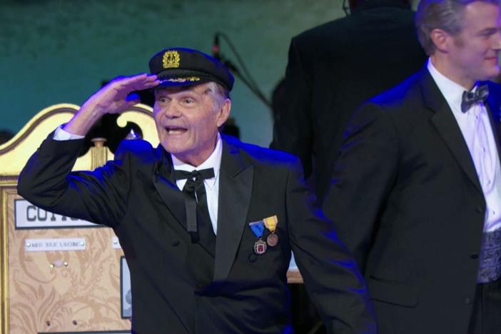 Actor Fred Willard keeps the laughs "rollin' along" in a classic musical comedy role.