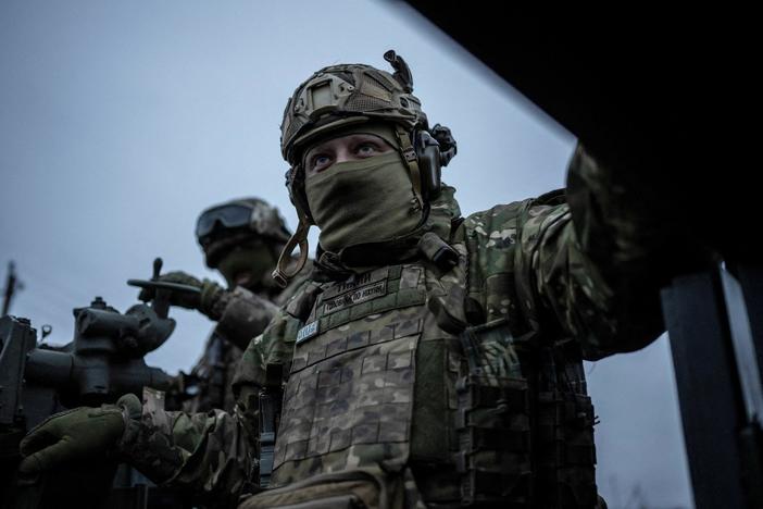 ‘Glory to the Heroes’ documents the resilience of those on Ukraine’s front lines