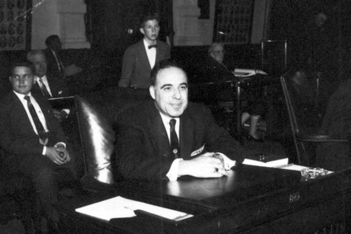 Learn the early history of Congressman Henry B Gonzalez.