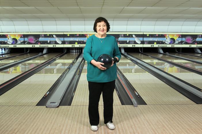A filmmaker sets out to discover how his family made sense of their lives and heritage.