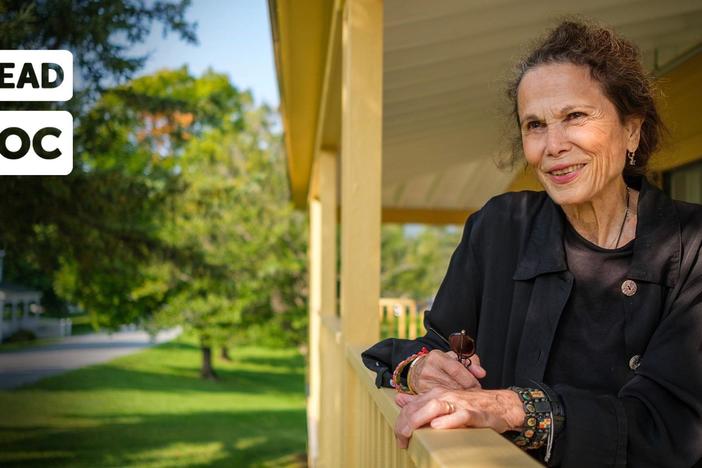 Explore the story of writer Julia Alvarez, who blazed a trail for a generation of Latino authors.