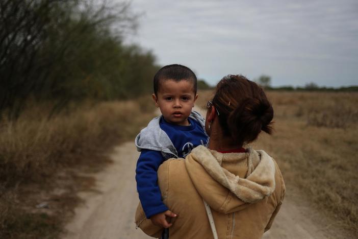 News Wrap: Trump suggests charging U.S. asylum seekers a fee