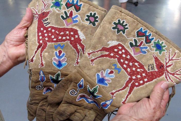 Appraisal: Beaded Pictorial Gauntlets, ca. 1890, from Tulsa Hour 2