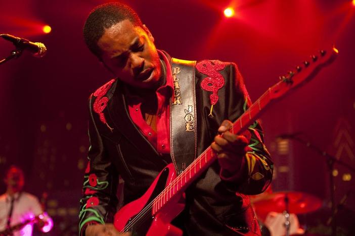 Black Joe Lewis & the Honeybears perform "Bobby Booshay" on ACL