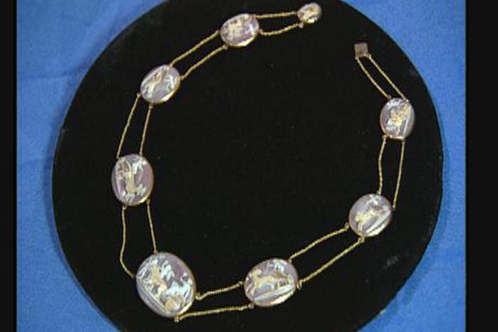 Appraisal: Italian Shell Cameo Necklace, ca. 1830.