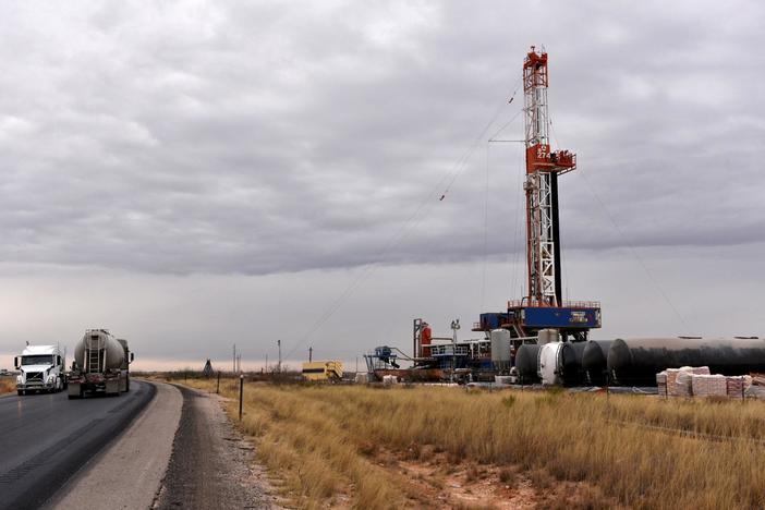 Why climate activists, oil industry are both unhappy with Biden’s new drilling leases