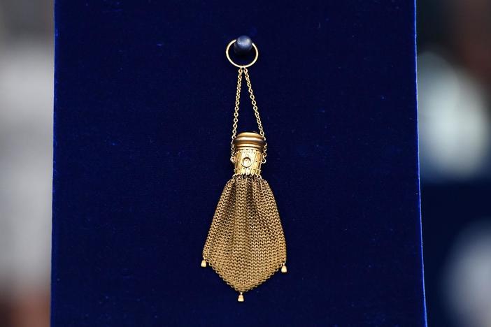 Appraisal: Carter, Gough & Co. Gold Coin Purse, ca. 1890, from Charleston Hr 1.