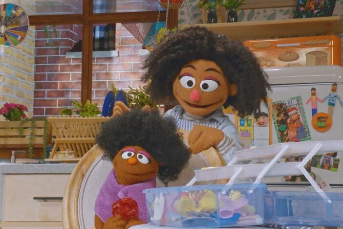It’s Wash Day today and Gabrielle gets to spend a special time with her Auntie, Kayla.