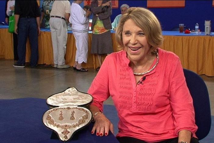 Find out what Sara, the Spanish jewelry owner, had to say after her ROADSHOW appraisal.