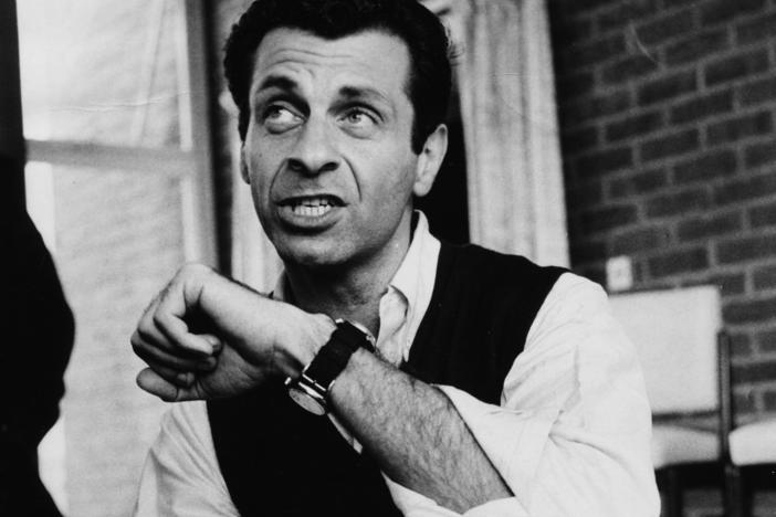 Comedian Mort Sahl cracks a joke at a press conference in London on July 10, 1961.