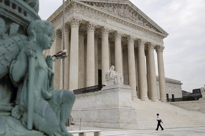 The Supreme Court on Monday struck down a law letting federal debt collectors make robocalls.