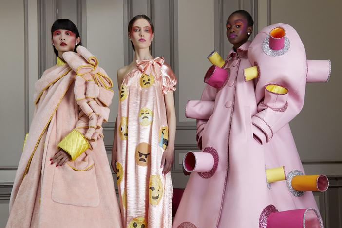 The "Confusion" mini-wardrobe, designed to express the conflicting feelings sparked by social media.