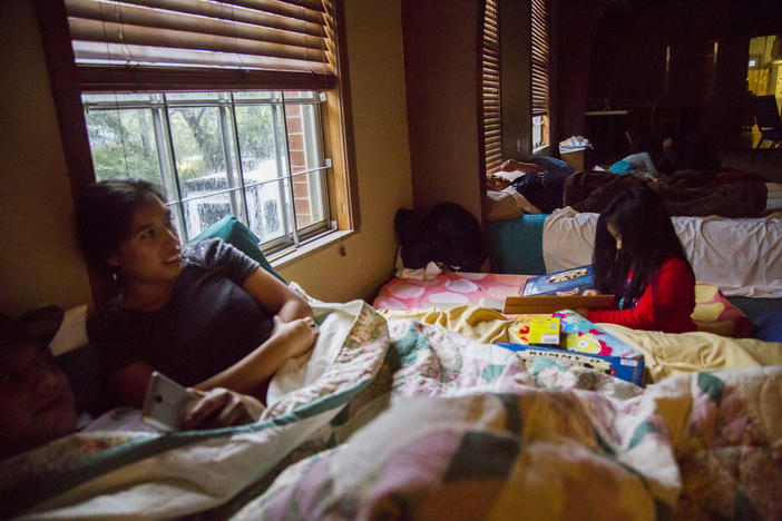 About 20 people sheltered at Riverside United Methodist Church as #hurricaneirma began to blow through Middle Georgia.