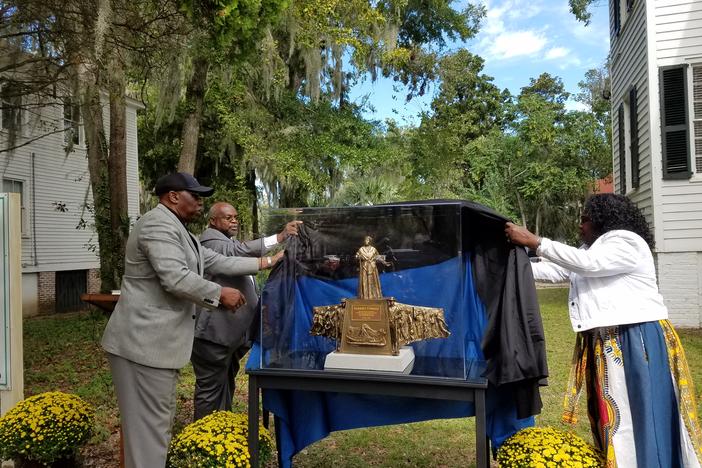 Beaufort, S.C. leaders unveil a model of the future Harriet Tubman monument. The finished product will stand about 14 feet tall.