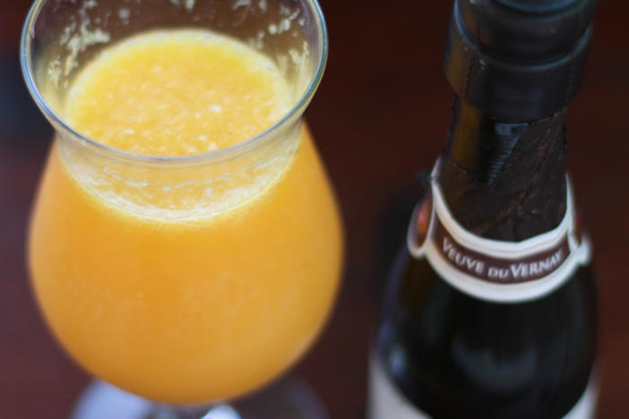 Mimosa: half orange juice & half champagne 