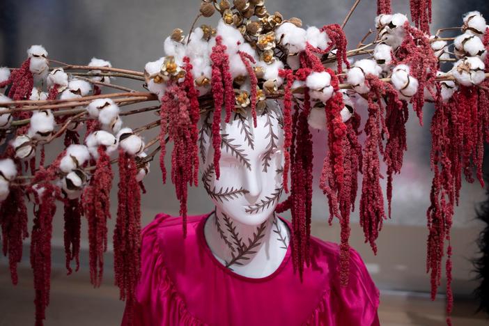 Make a wearable masterpiece at SCAD's flower crown-making workshop this weekend. 