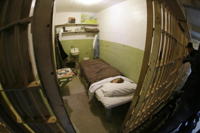 A new audit says it costs Georgia more to keep inmates in privately run prisons than in those run by the state.