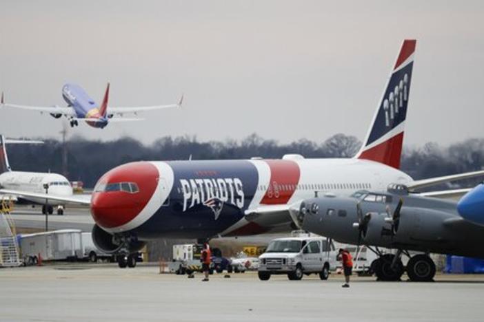 The plane that carryied the New England Patriots to the Hartsfield-Jackson Atlanta International Airport for the NFL Super Bowl 53.