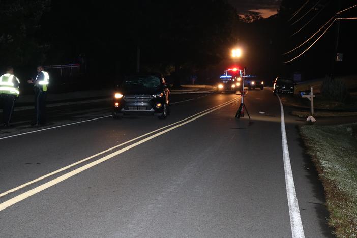 Gwinnett County police are investigating the fatal wreck that killed a young man near Buford early Saturday morning. 