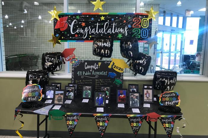 Publix grocery store in Macon celebrates their workers who are graduating this year.