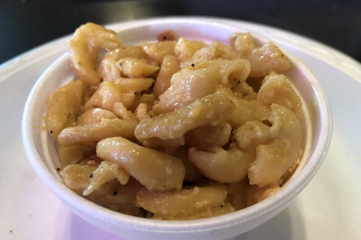 A delicious serving of macaroni and cheese prepared at Daddy D'z BBQ Joynt in Atlanta.