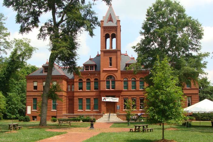 The Madison-Morgan Cultural Center