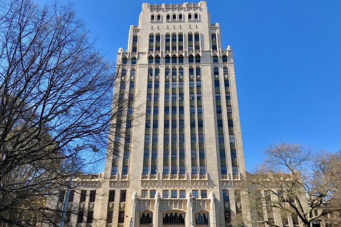 The federal government has issued another subpoena in its investigation of corruption at Atlanta City Hall.