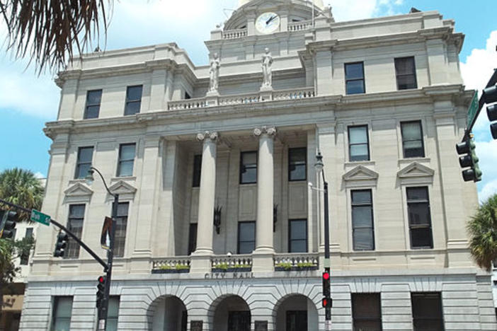 The Savannah City Council delayed a decision on altering the historic district zoning ordinance