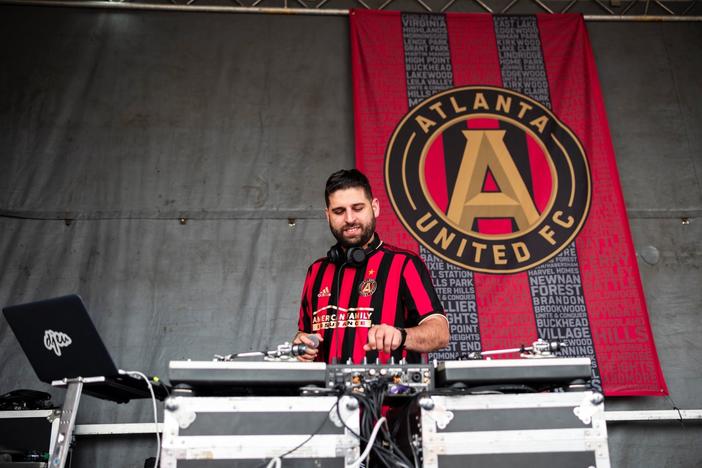 DJ EU was voted Atlanta's best DJ in 2018, 2019.